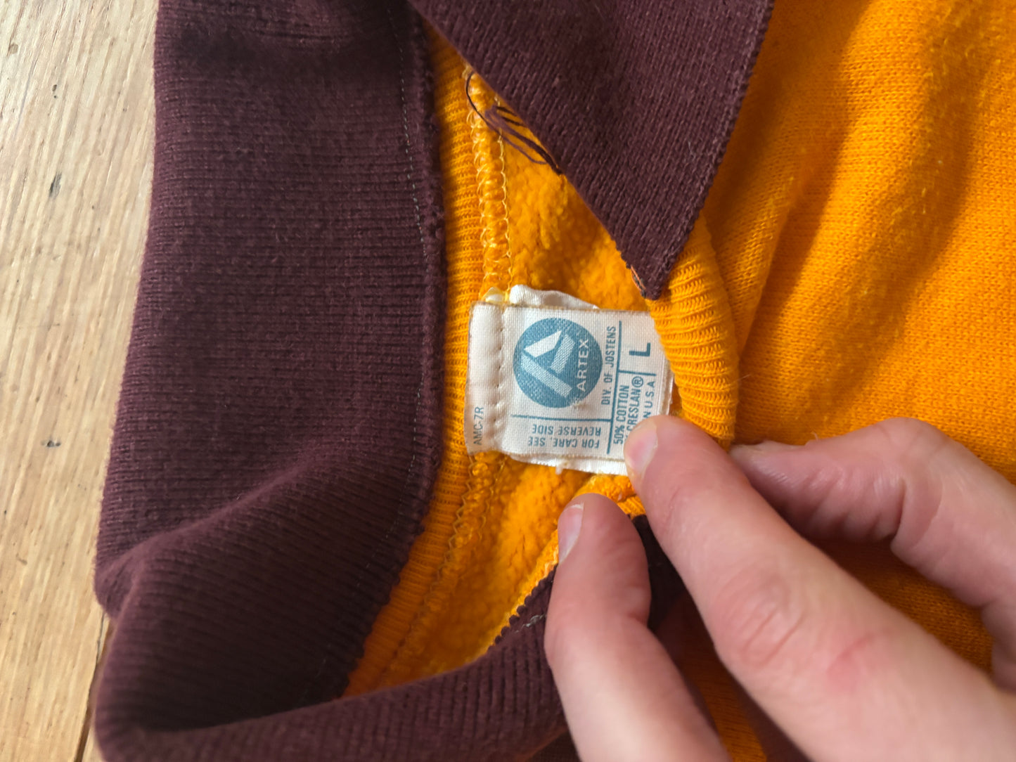 Vintage Wyoming Collared Sweatshirt