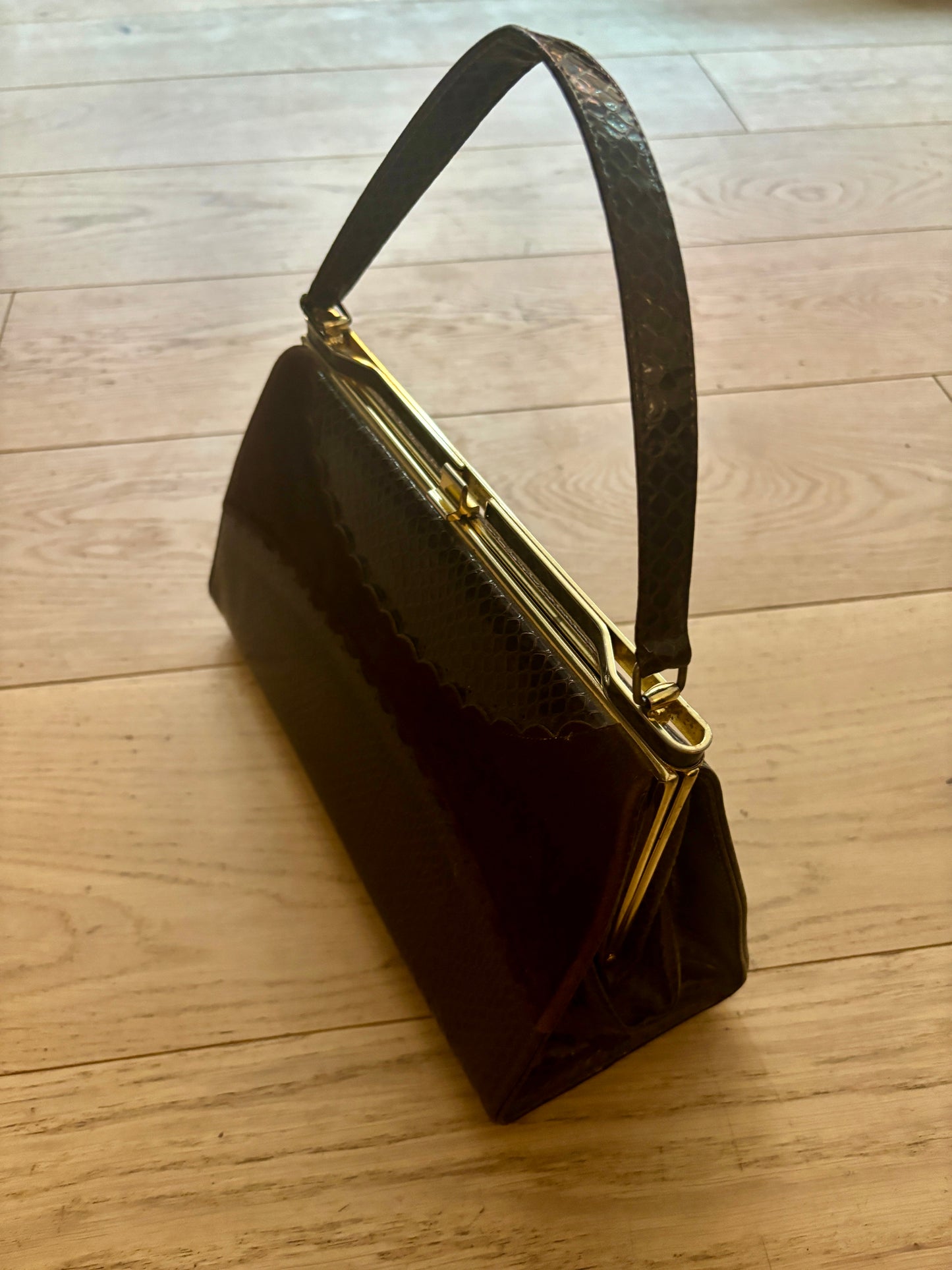 Vintage "Air Strap" Bag